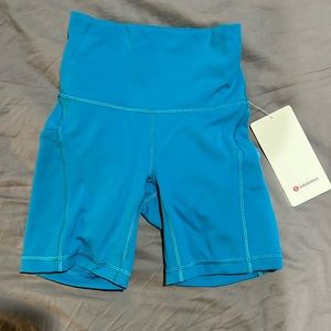 Lululemon Wunder Train HR Short 6” Pockets